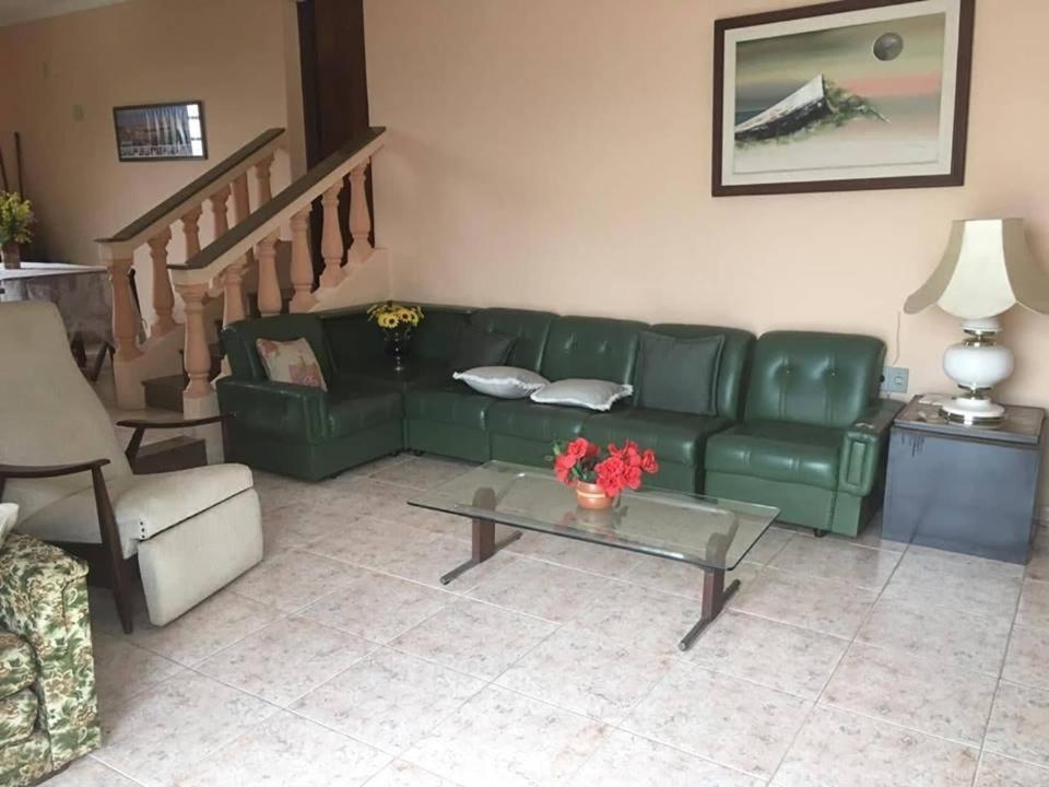 Hospedagem Narcizo ساو لورينسو المظهر الخارجي الصورة